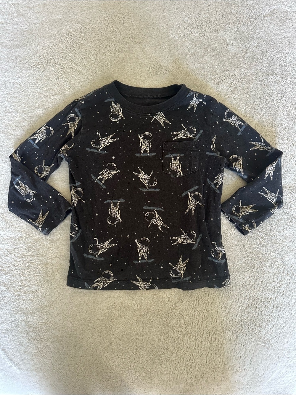 🦋GAP Astronaut Print Long Sleeve